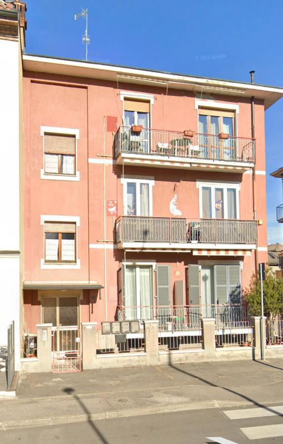 Appartamento Privato A Piacenza Con 3 Camere Matrimoniali Exterior foto